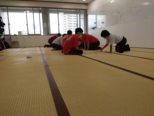 競技かるた部、テレビ出演について