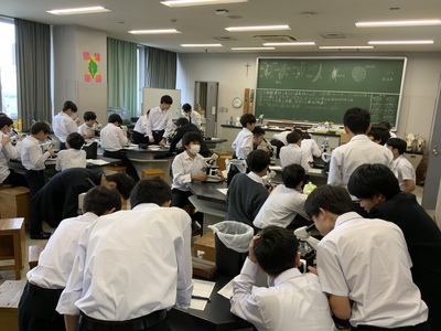11月 受験生理科実験体験(アイス作り)について